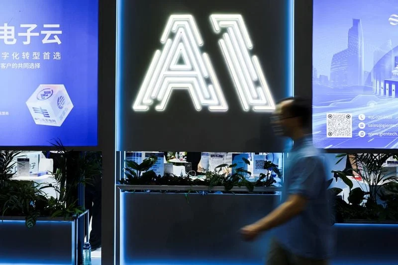 CEOs de tecnologia confrontam líder da Anthropic e expõem divisão sobre segurança da IA
