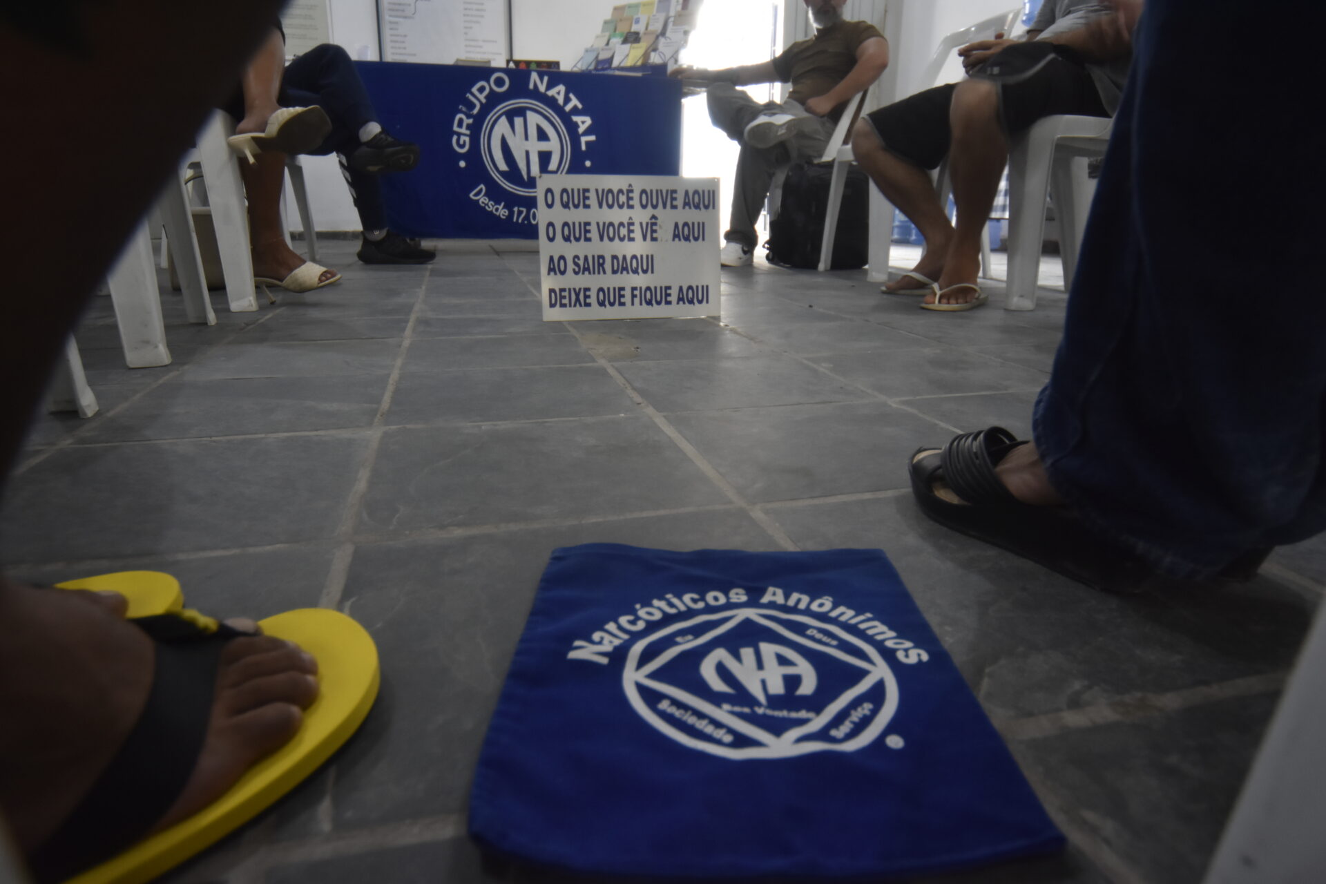 Narcóticos Anônimos: entenda a importância do NA na recuperação
